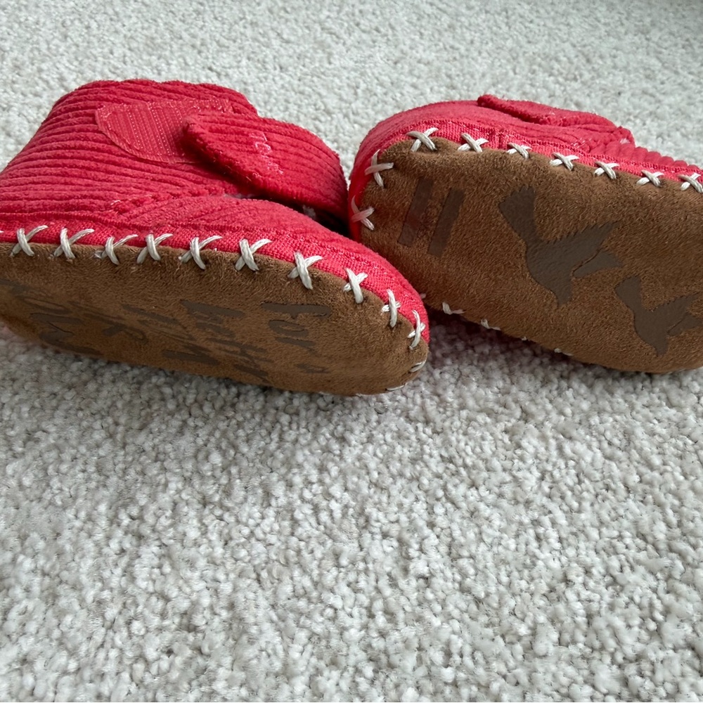 Toms Baby Boots - Picture 3 of 6